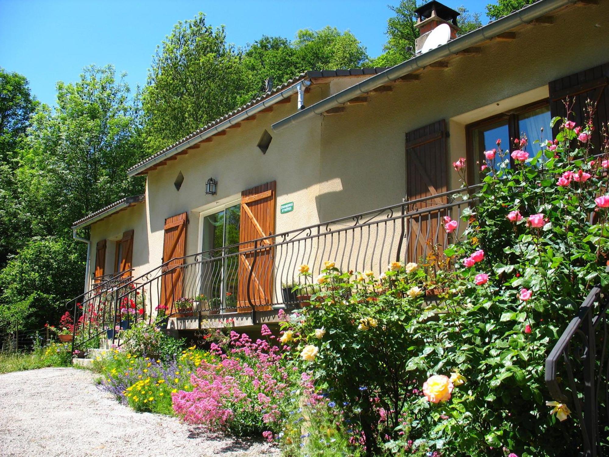 Le Moulin Du Barthas Bed and Breakfast Montredon-Labessonnié Esterno foto